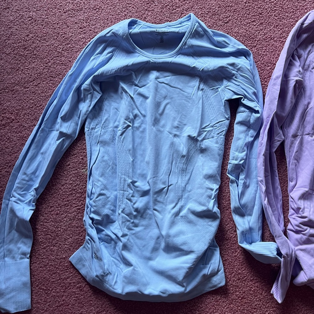 Athleta top
